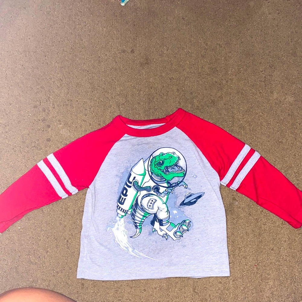 Brand new long sleeve 9-12 months tee shirt